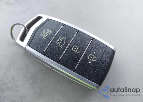 2017 Genesis G90 3.3T Premium из США, поврежденный, VIN KMHG34JA2HU033392